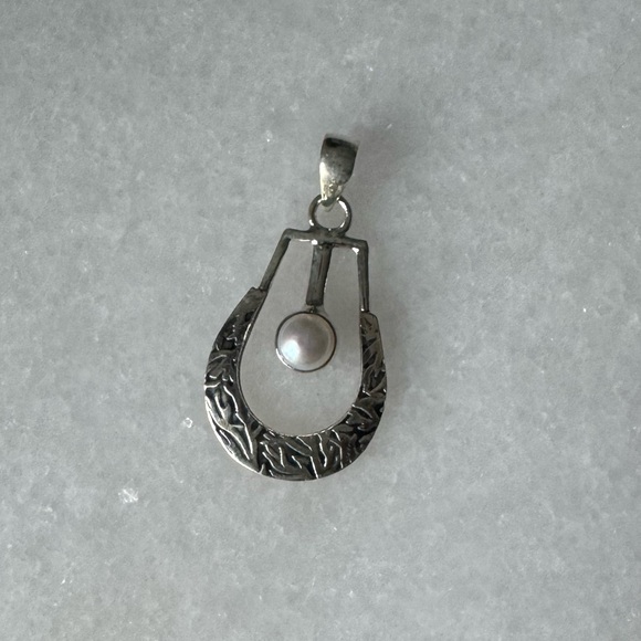 Sundance Jewelry - NWOT Sundance Bell Tolls Pendant, Pearl, Sterling Silver